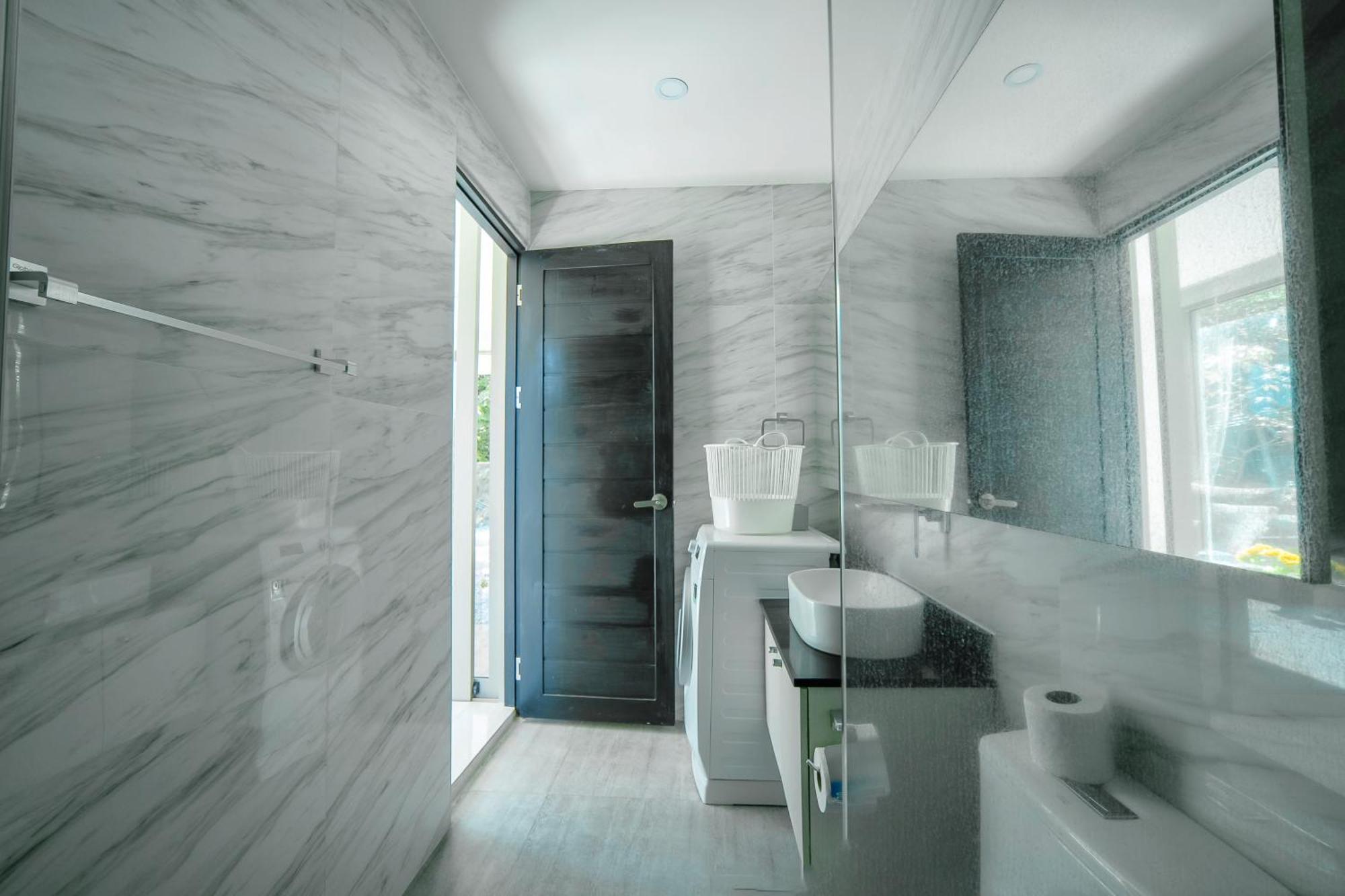 Oceana Sea View - *