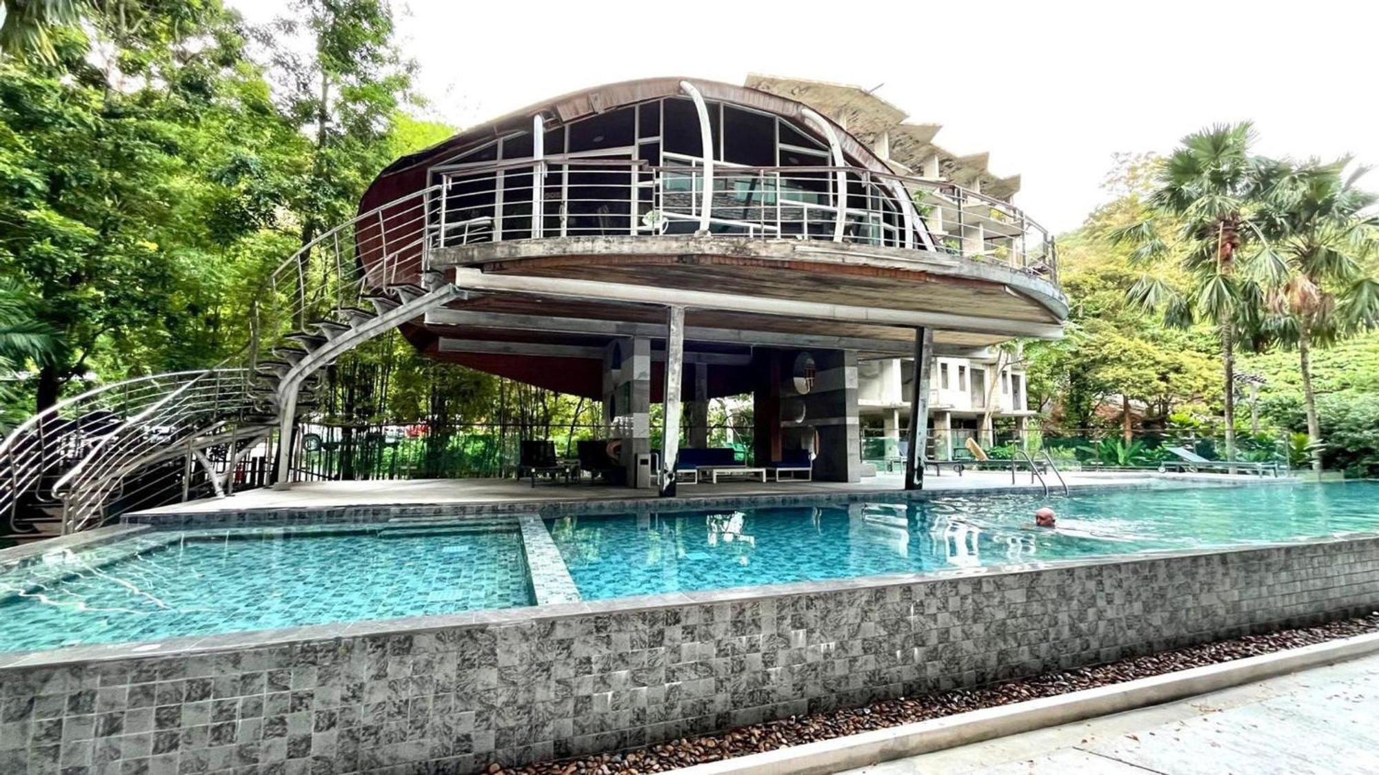 The Oh-so-sexy Triple Penthouse - Rare 35br 188m2 *