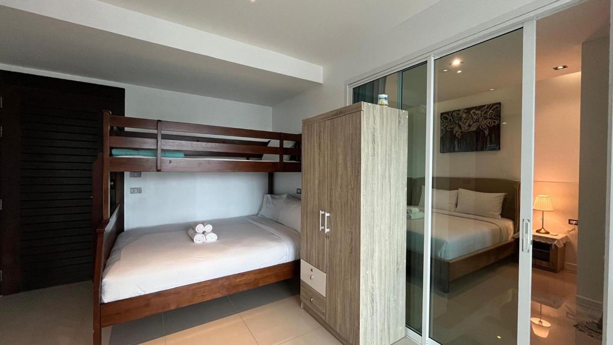 The Oh-so-sexy Triple Penthouse - Rare 35br 188m2 Holiday home *