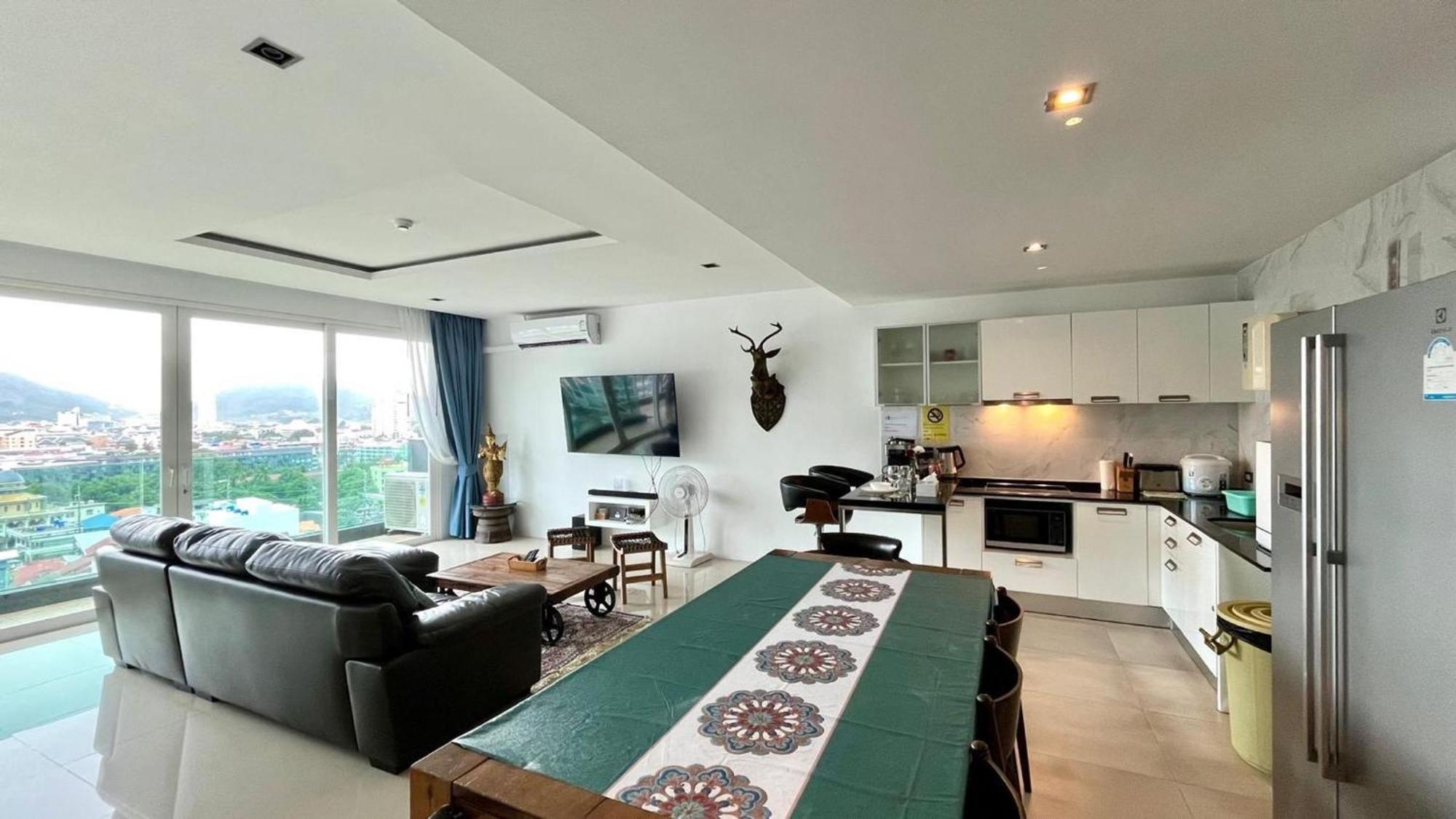 The Oh-so-sexy Triple Penthouse - Rare 35br 188m2 Holiday home