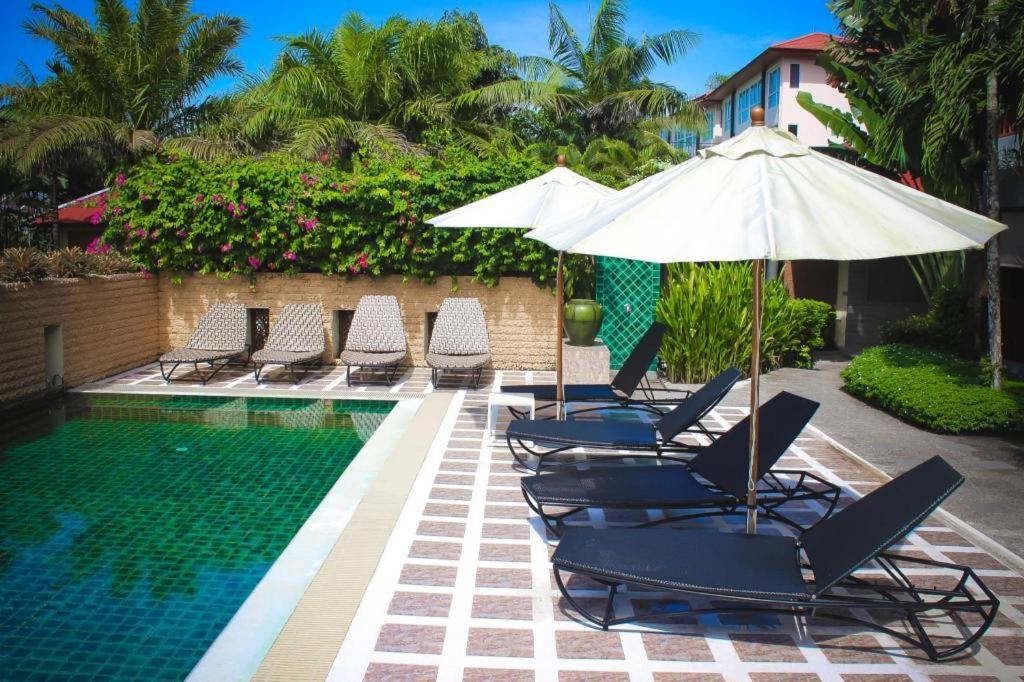 Resort Royal Lee And Nai Yang