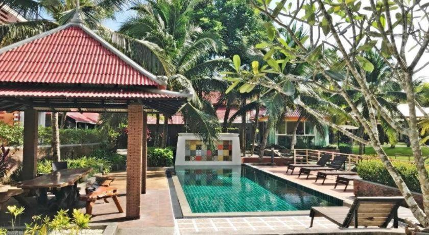 Resort Royal Lee And