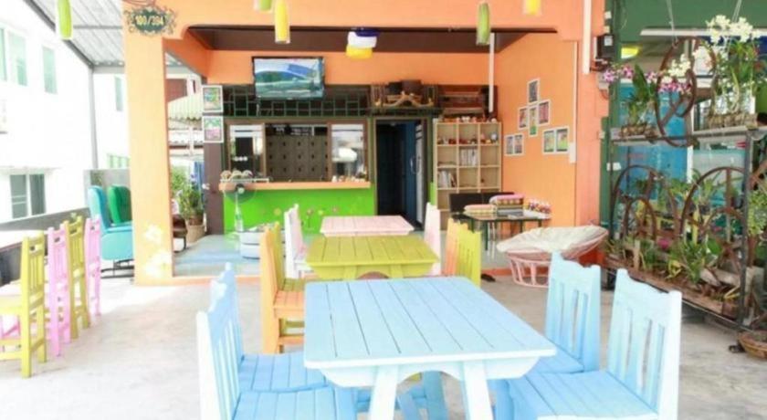 Oyo 586 I Hostel