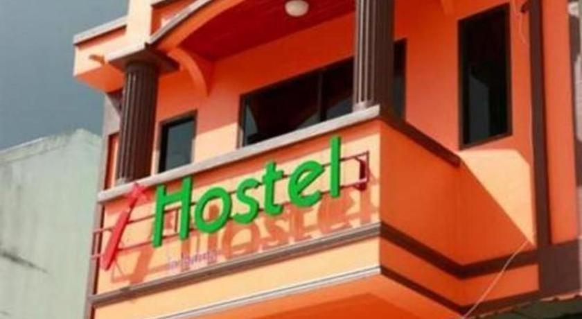 Hostel Oyo 586 I *