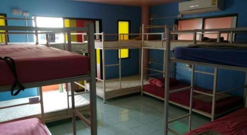Oyo 586 I Hostel Phuket