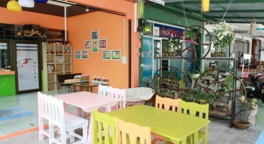 Hostel Oyo 586 I *