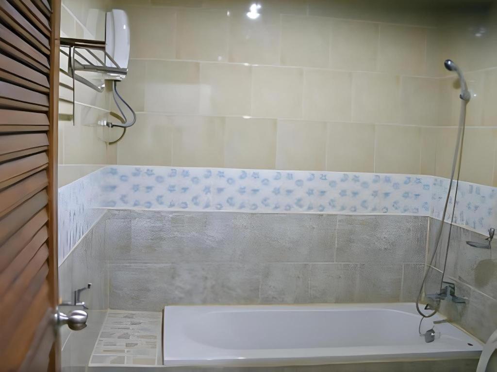 Resort Phuyai Kamala Beach