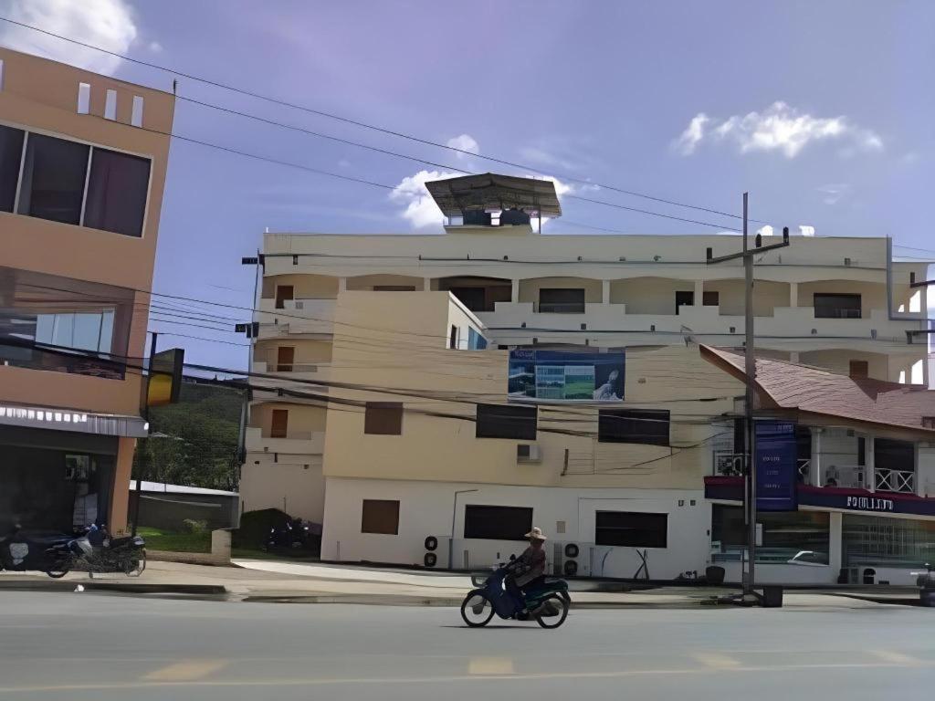 Resort Phuyai