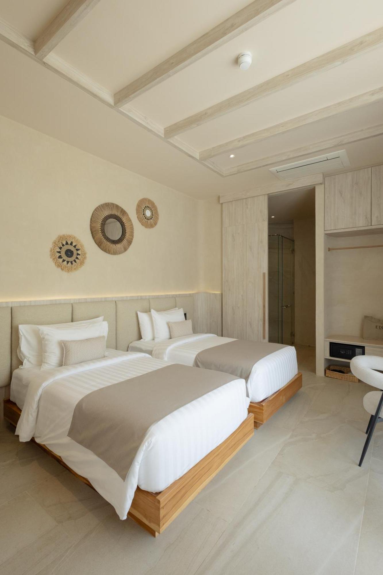 Resort Eden & Phuket