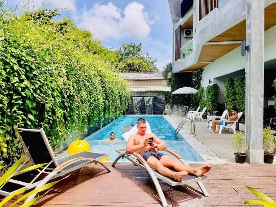 Hotel Lemonade Phuket -sha 3*