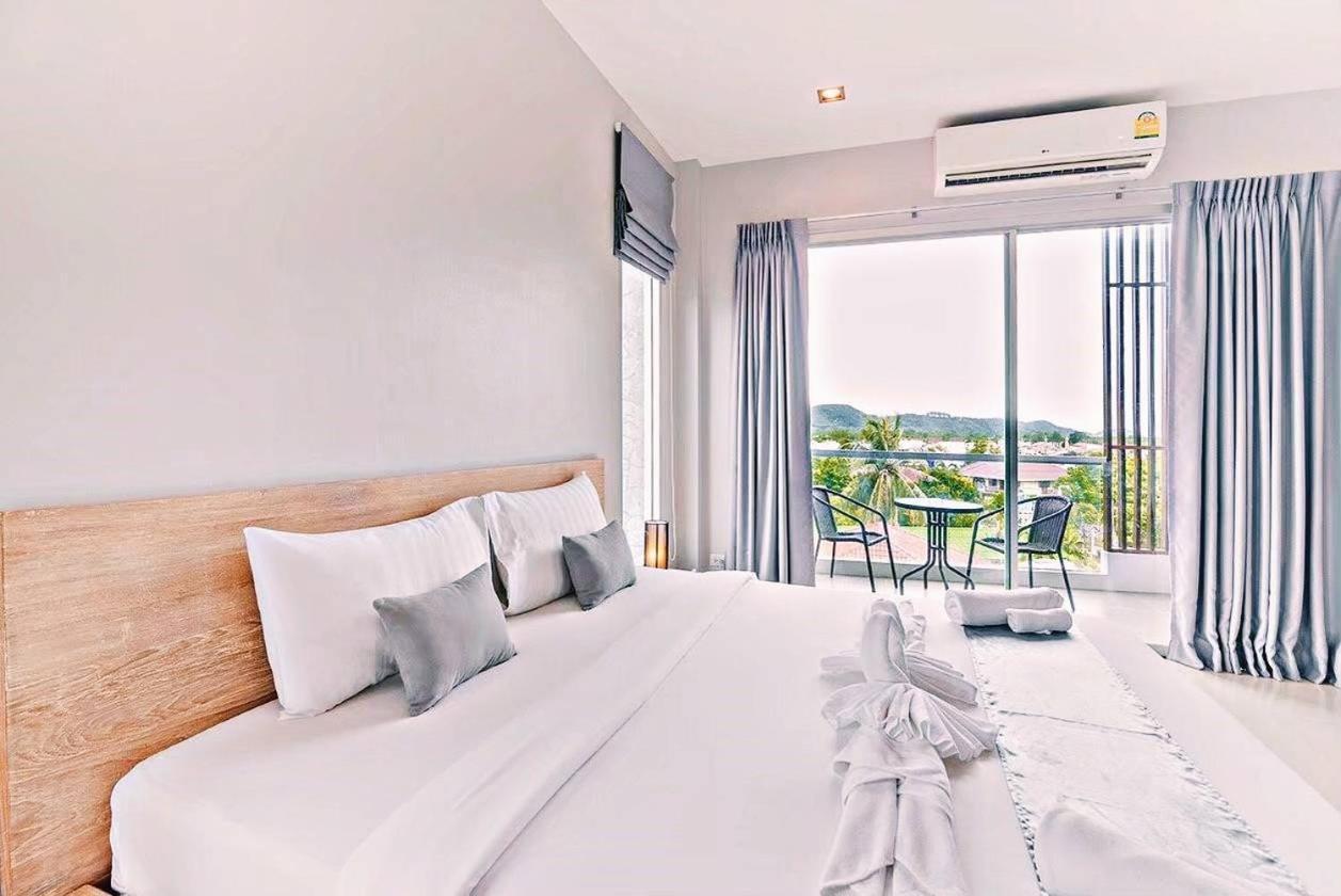 Lemonade Phuket -sha Hotel Chalong