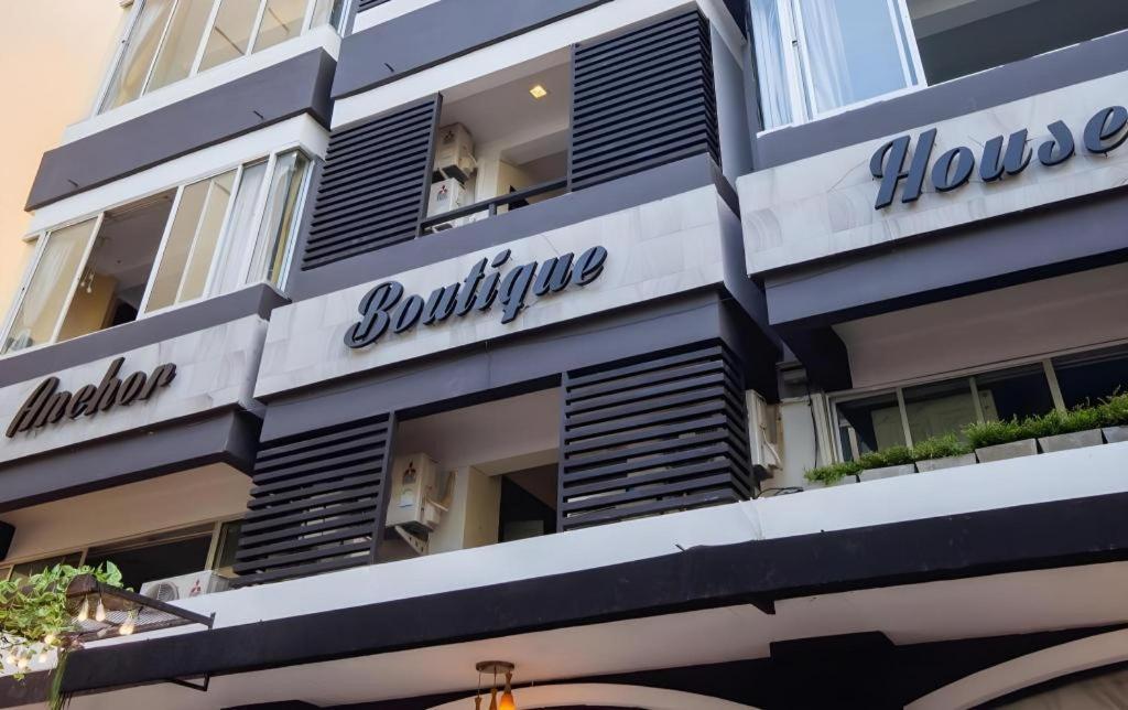 Anchor Boutique House Hotel 3*