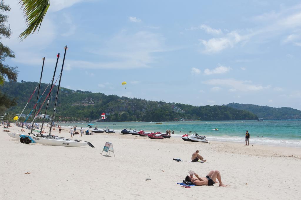 Time Out Beachfront Patong