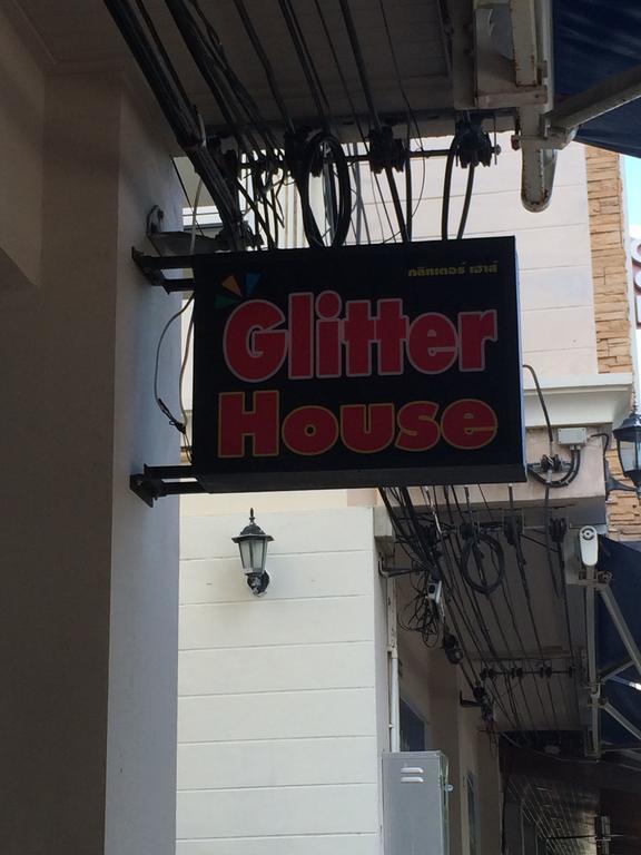 Apartment Glitter House *