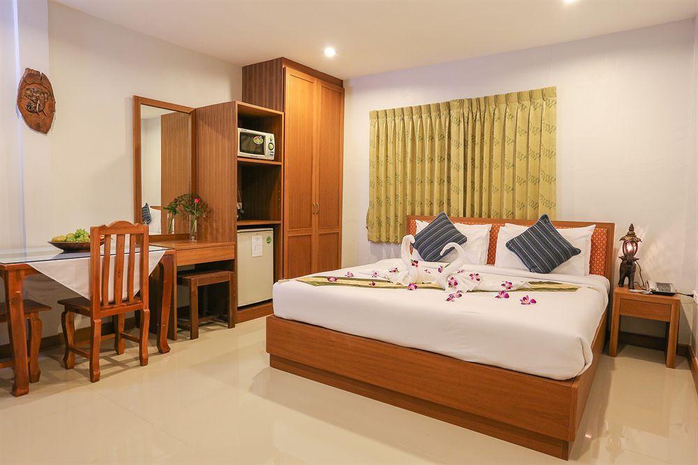 Hip Yaya Residences Hotel Patong