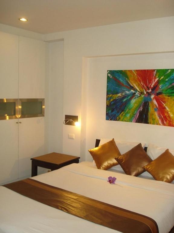 3rd Street Cafe& Apartment Kata Beach (Phuket)