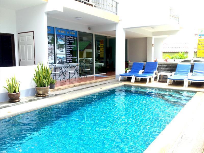 Hotel Deng's 3*