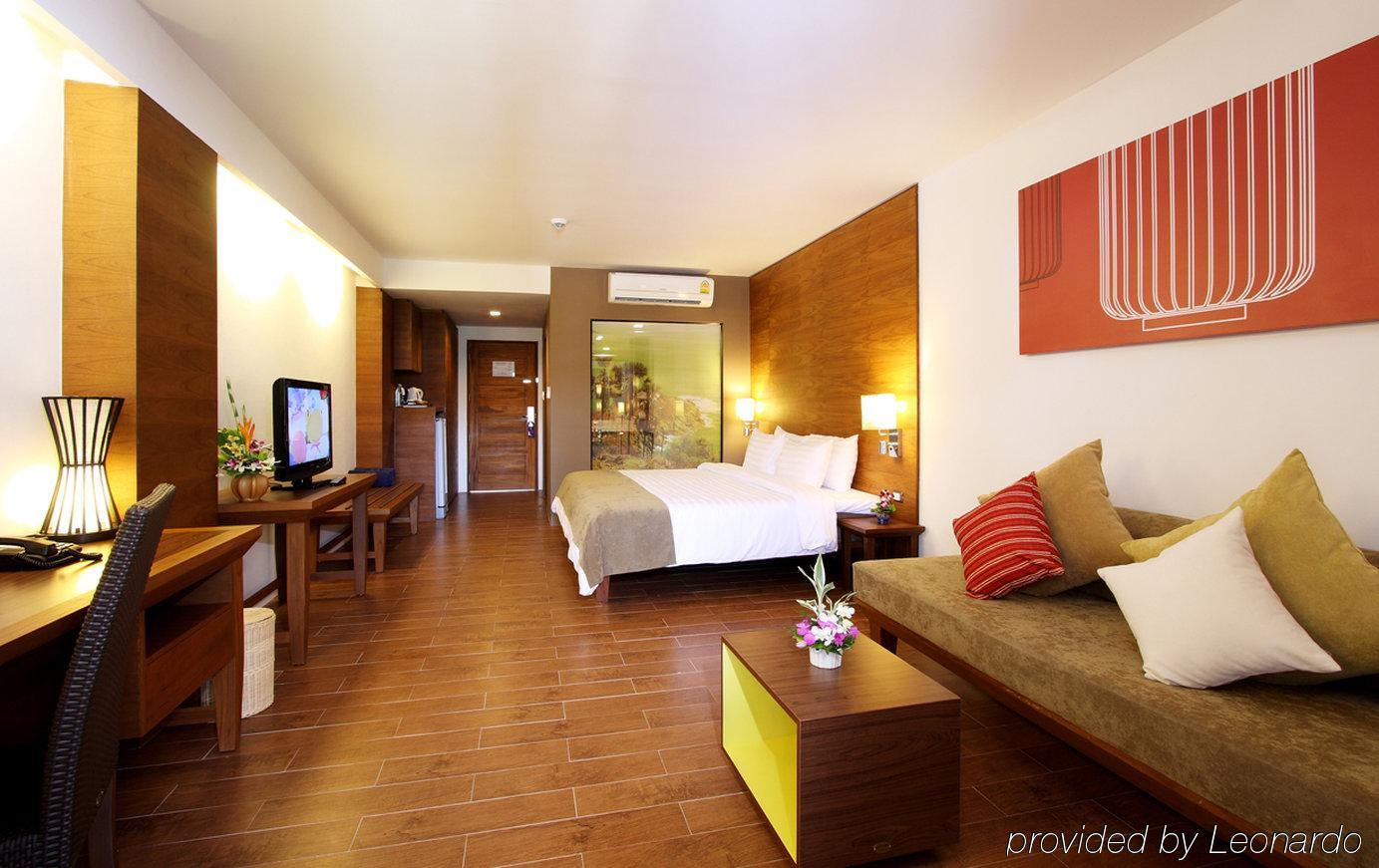 Kamala Beach 2* Phuket