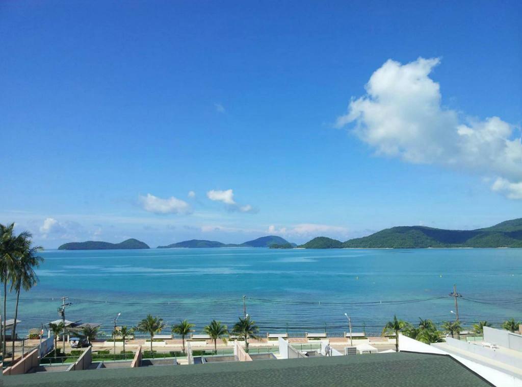 Seaview At *