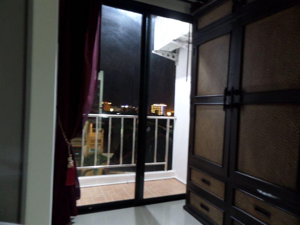 Butterfly Phuket 2*