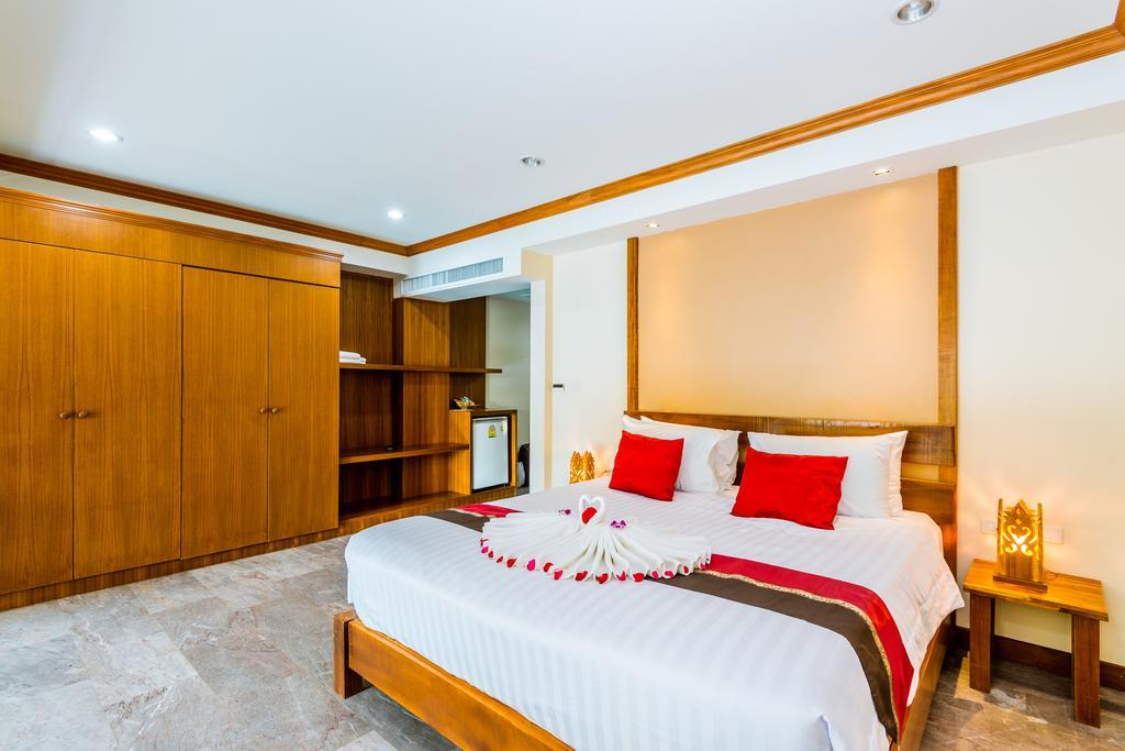The Windmill Phuket Hotel 4*