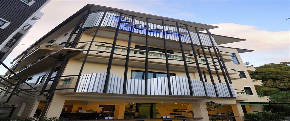 The Wave Patong Sha Hotel