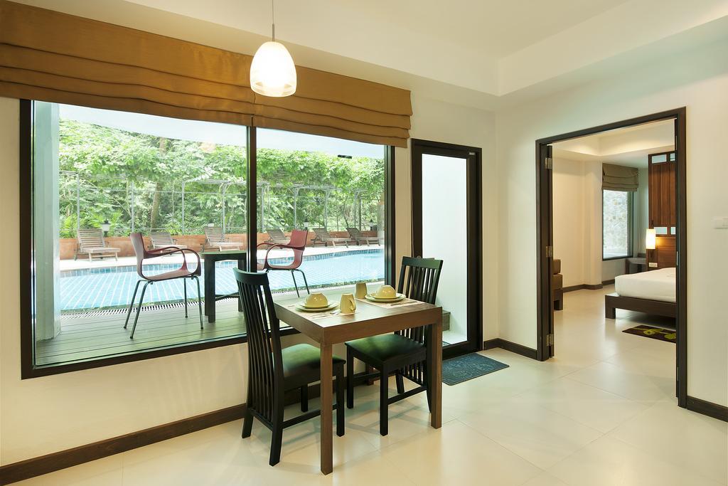 Aparthotel Ratana Hill