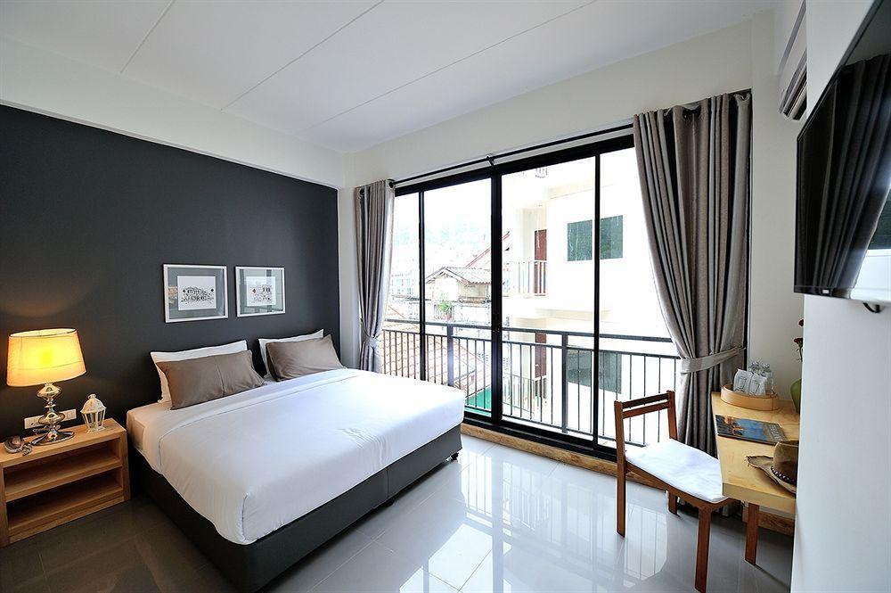 Arch Club Guest house