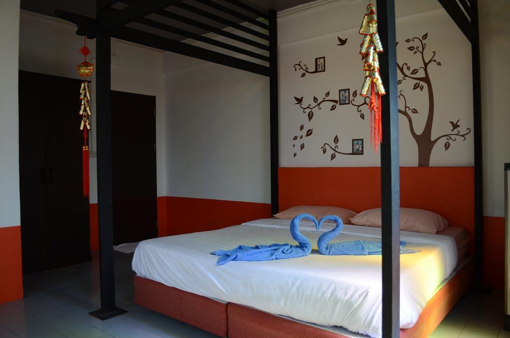 Cafe 66 Hostel *
