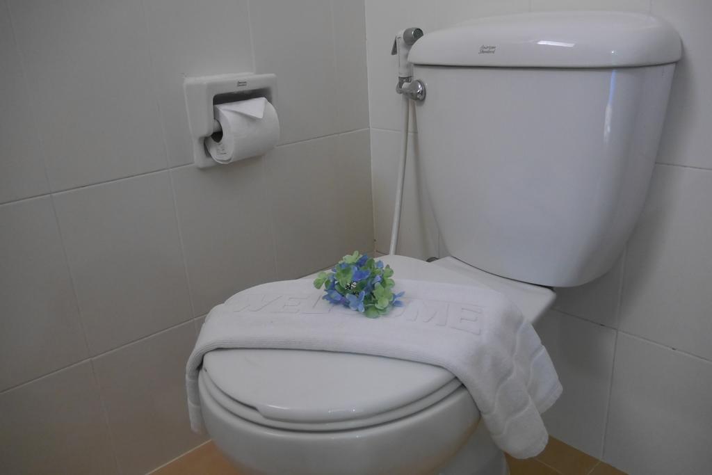 Thana Guest house 2*