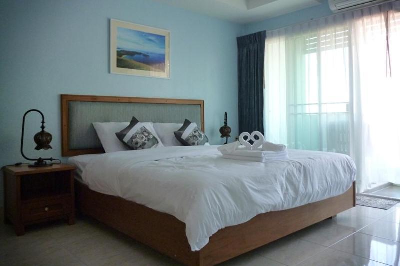 Baan Halle Hallo * Kata Beach (Phuket)