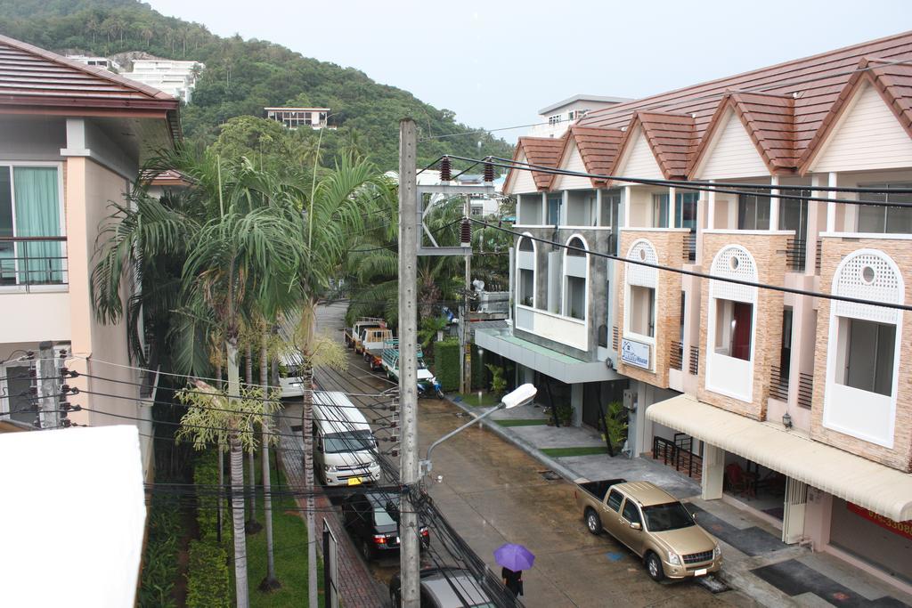 Phuket Racha * Kata Beach (Phuket)
