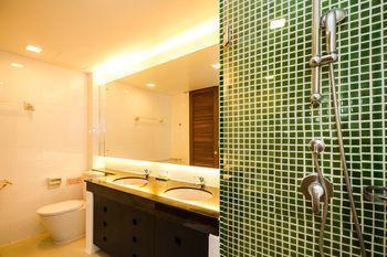 Jirana Patong 5*