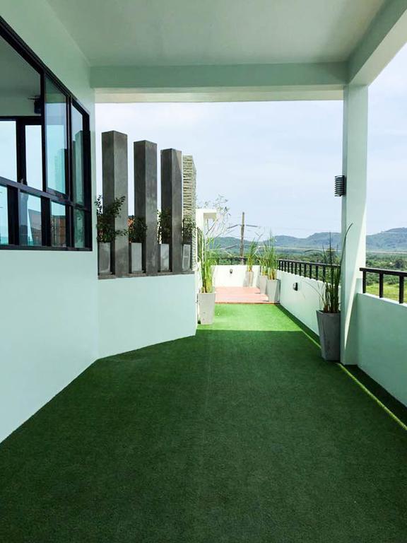 Aparthotel Windee House 3*