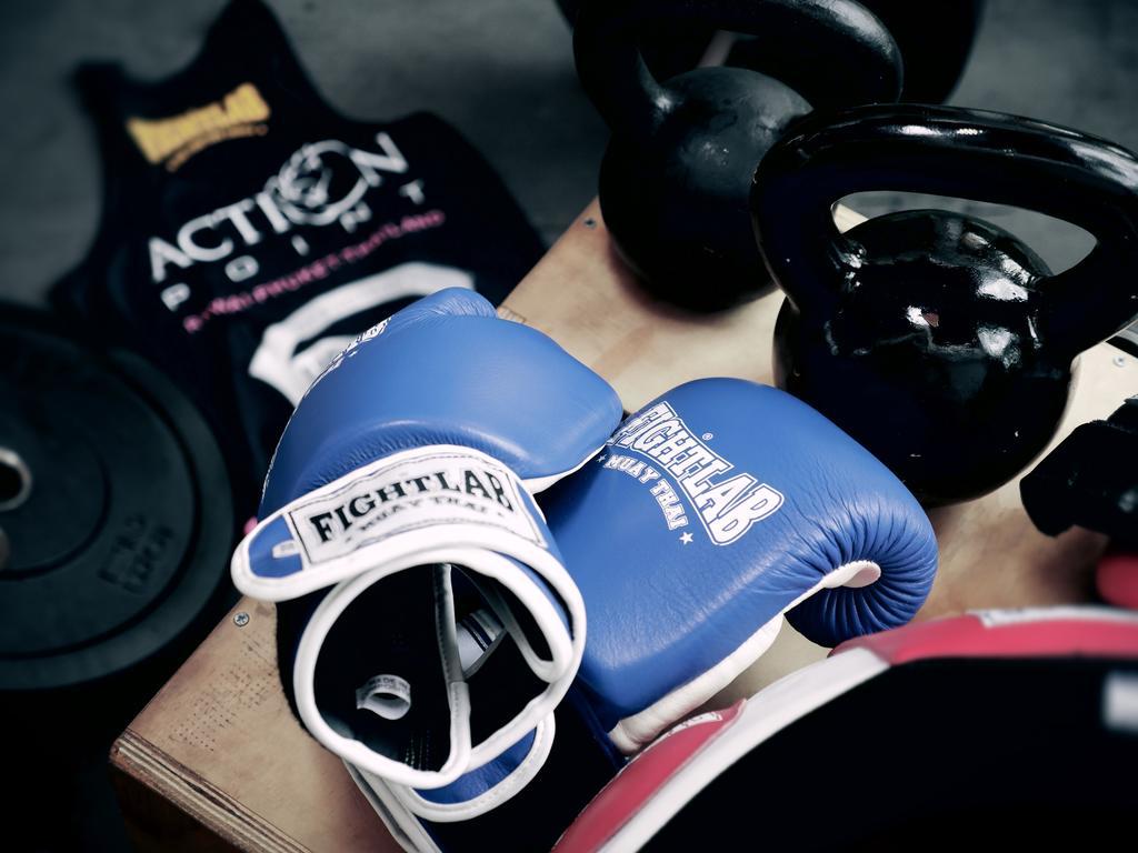Action Point Weight Loss And Fitness 4*