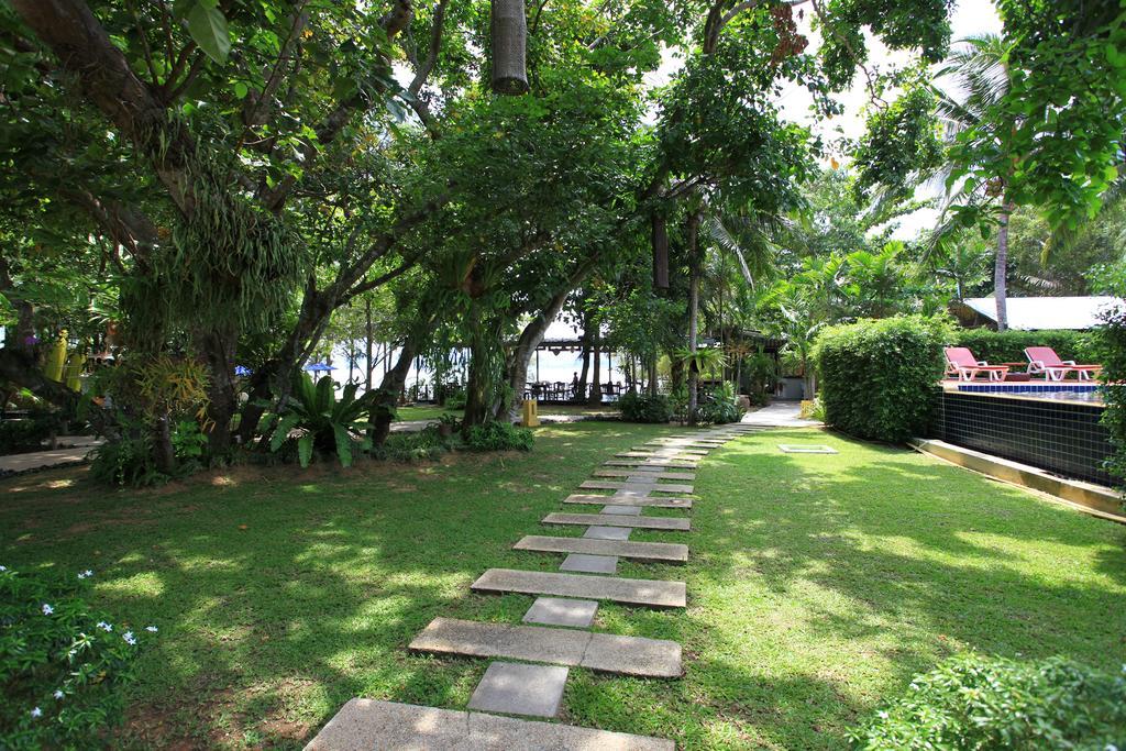 Resort Baan 4*