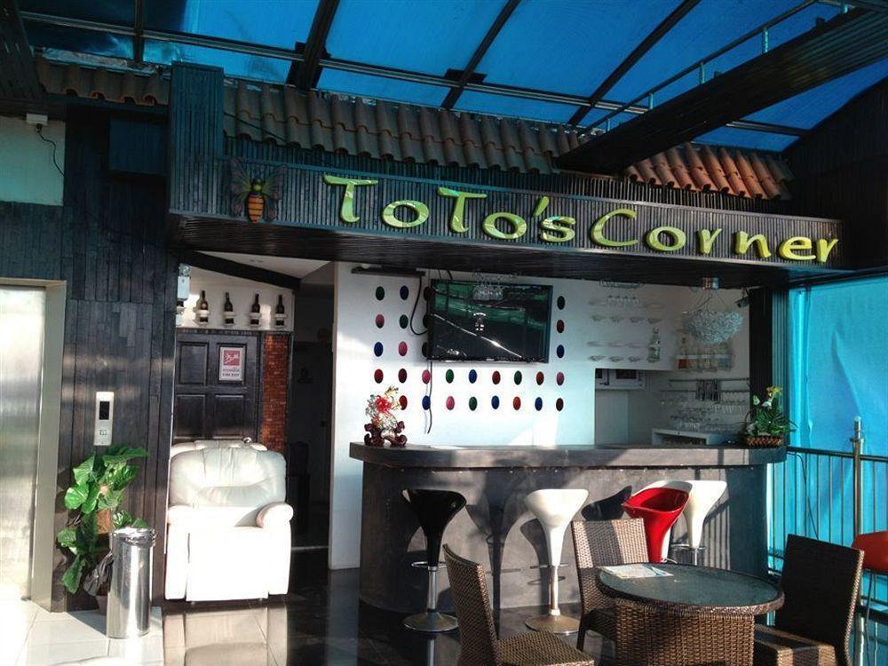 Eyes Hotel Patong