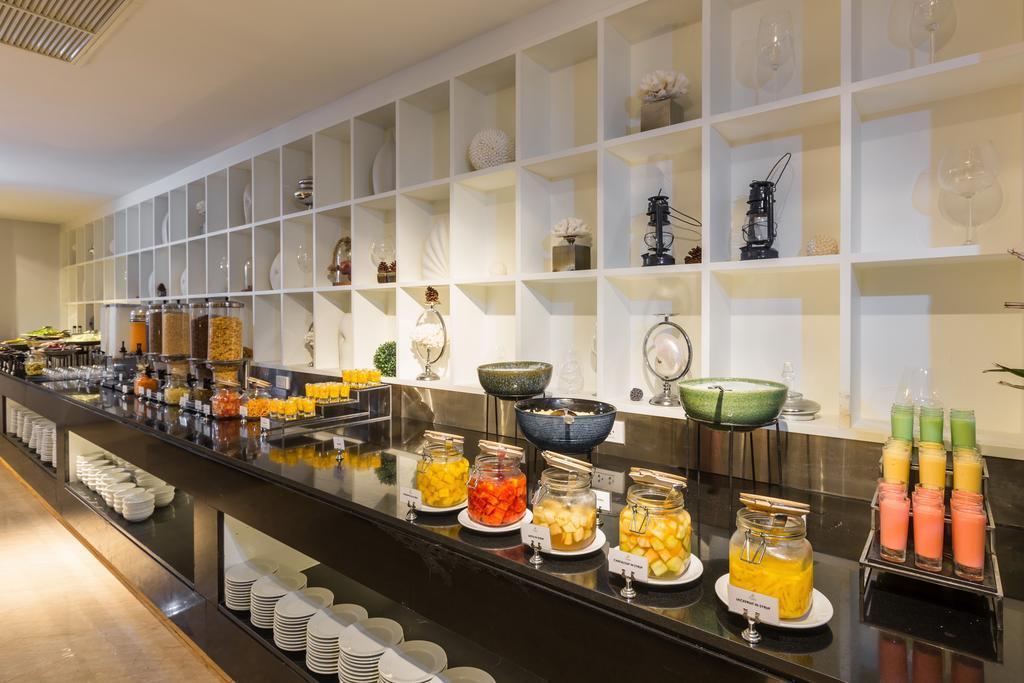 Resort The Charm - Sha Certified Phuket