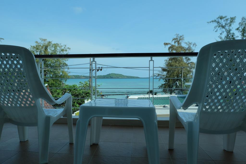 Phuket Seaview Resotel Aparthotel 4*