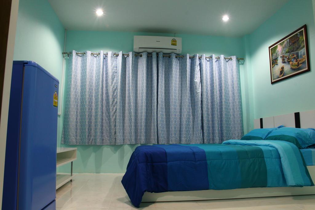 Rent A 2* Nai Yang