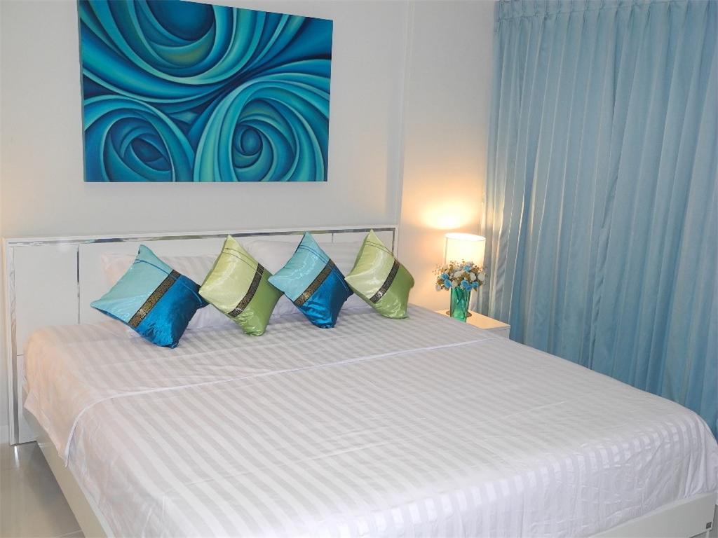 Kata Plaza 1 Bedroom Centrical Apartment