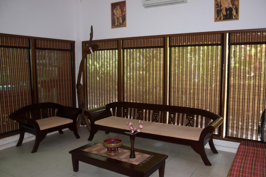 Sanuk Resort 2*
