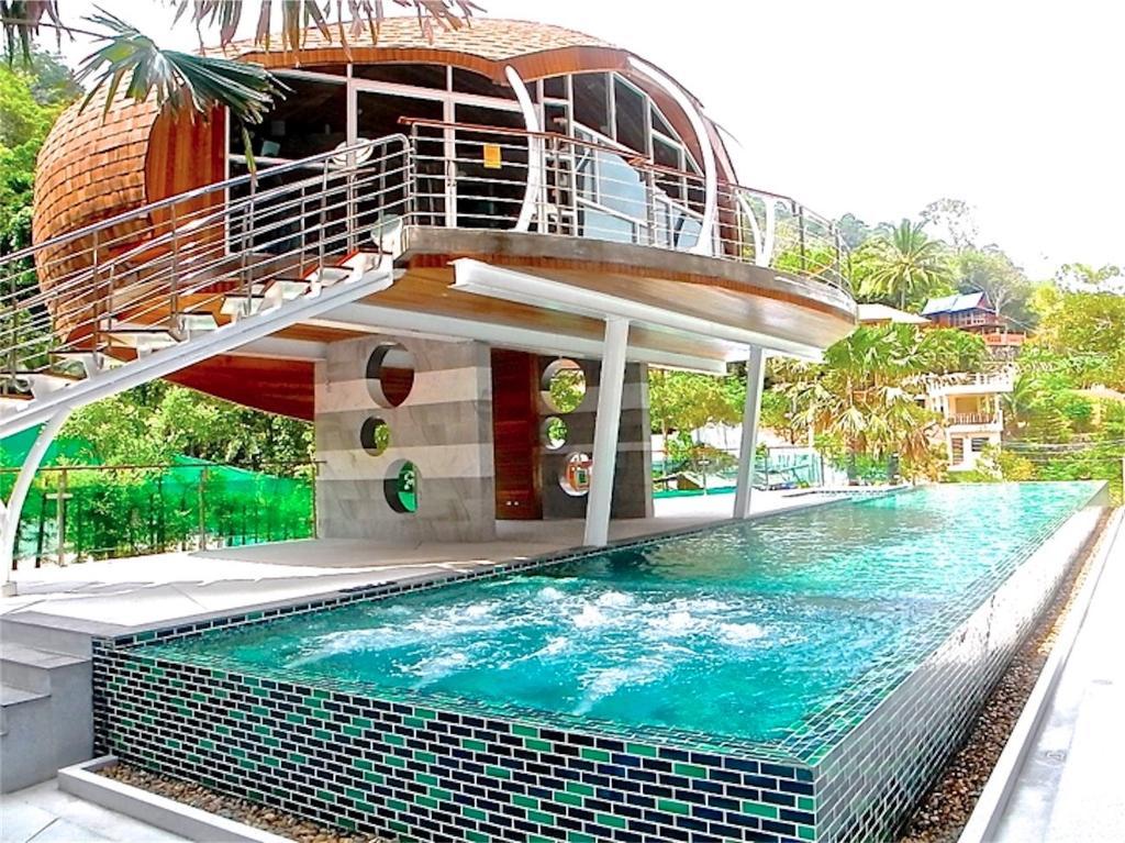 Emerald 1 Bedroom Modern # 109 Apartment *