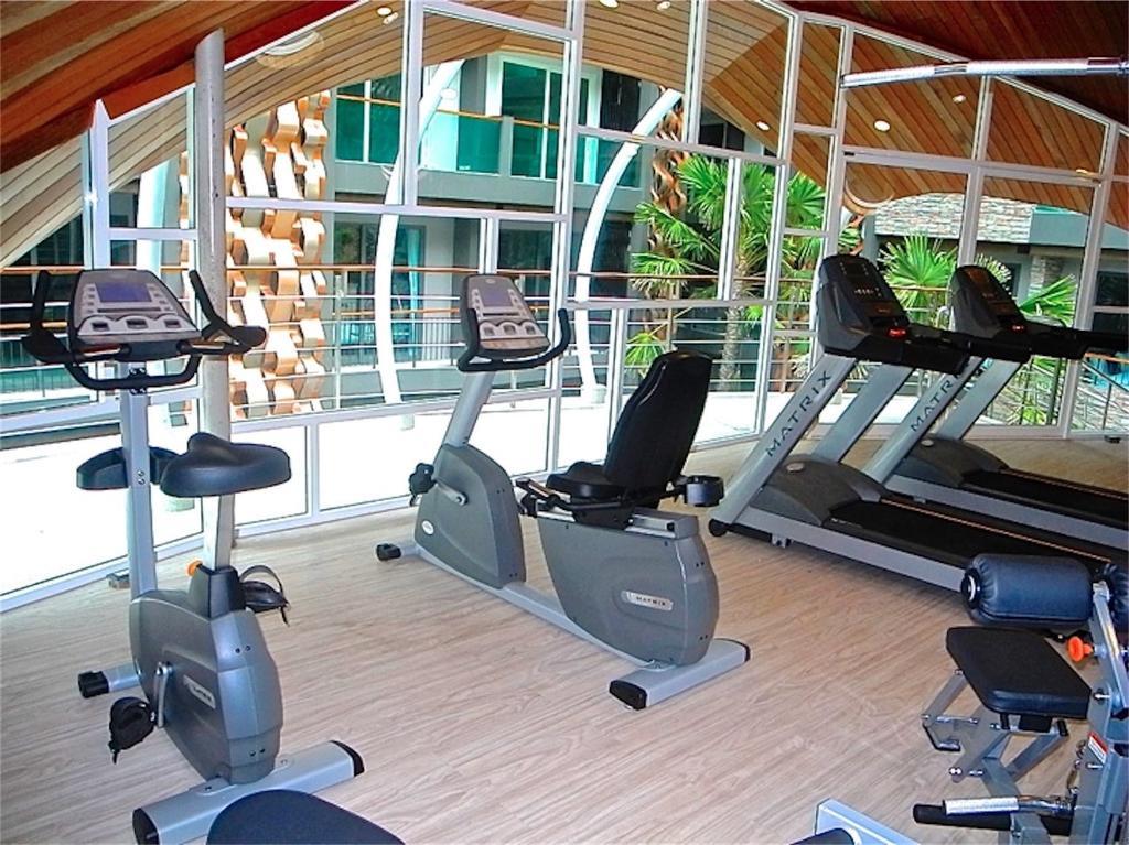 Apartment Emerald 1 Bedroom Modern # 109 *