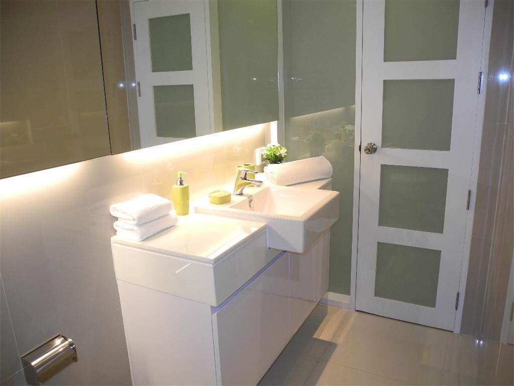 Kata Plaza 1 Bedroom Centrical *