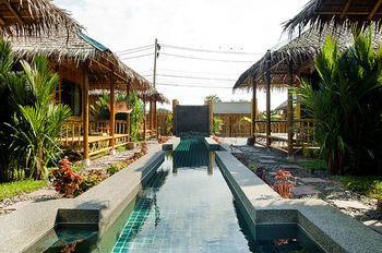 Bamboo Heaven Resort 3*