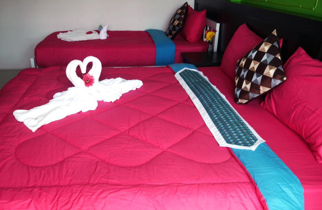 Thana Guest house 2*