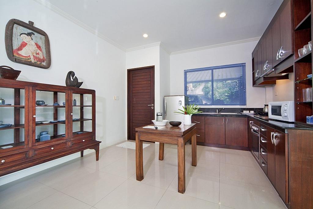 Hill 12 Apartment