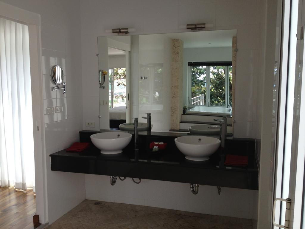Villa Ginborn 5 Bedroom Pool With Sea View In