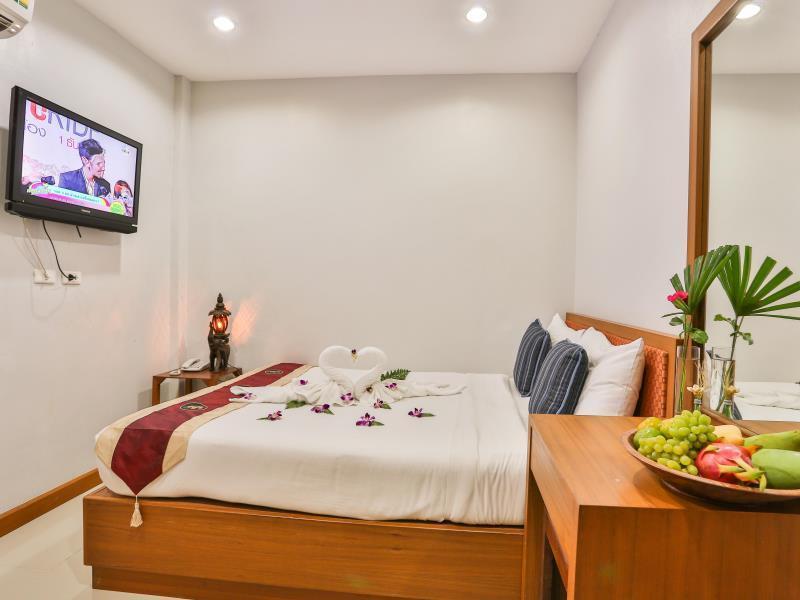 Hip Yaya Residences Hotel 2*